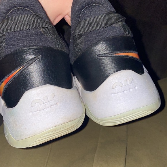 Pg5 nike airs model(CW3143 001) - Picture 4 of 7